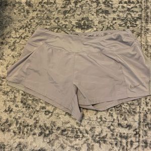 grey nike athletic shorts